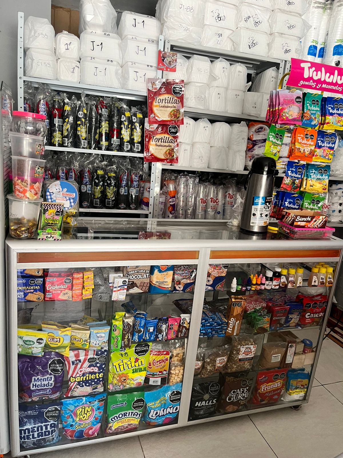 SE VENDE SALSAMENTARIA EN IBAGUE