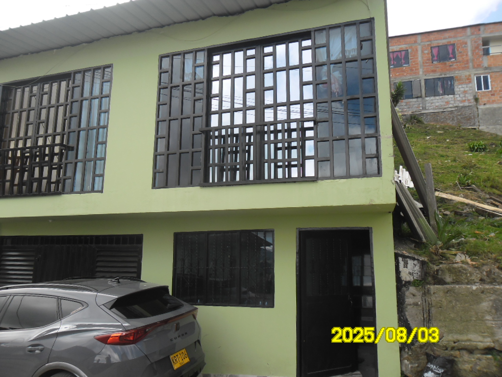 SE VENDE CASA EN SANTA ISABEL